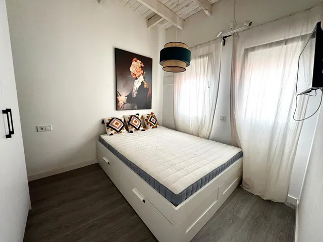 AVC INMOBILIARIO ALQUILA PISO — 12