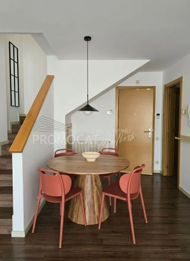Ático dúplex de 120 m2 en Molins de Rei - foto 4