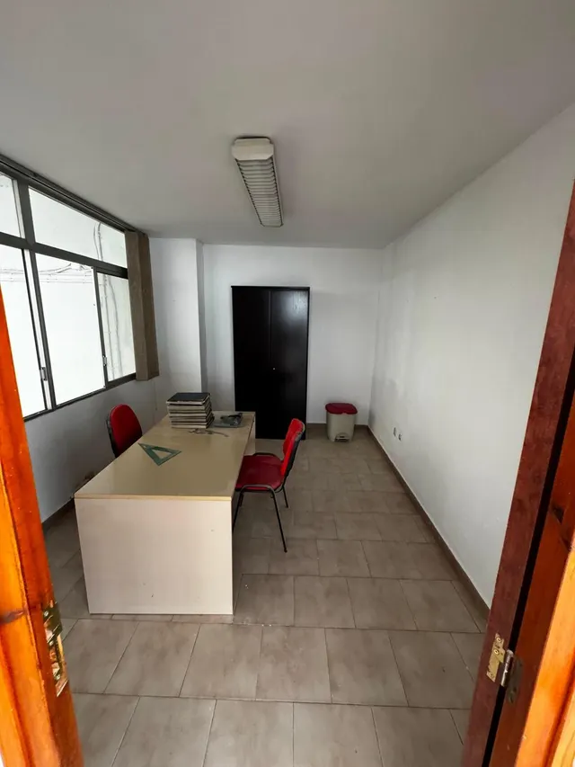 NAVE INDUSTRIAL EN REUS — 16