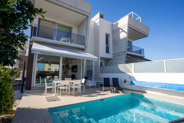 Villa de 4 habitaciones en Lomas de Cabo Roig - foto 2