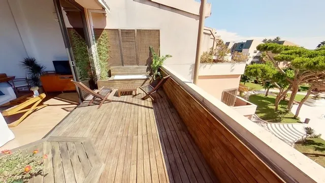 ALQUILER ATICO DUPLEX GAVA MAR — 25