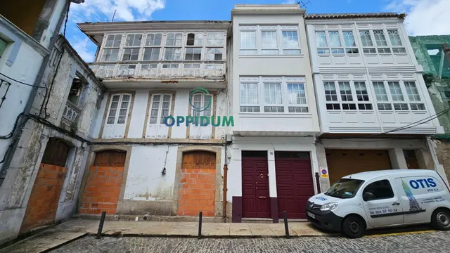 SE VENDE CONJUNTO DE 3 INMUEBLES EN EL CASCO HISTÓRICO DE BE - foto 2