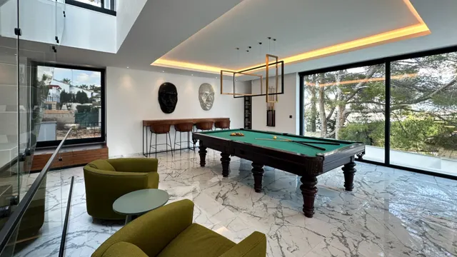 Villa 4 habitaciones 527m² en venta - Villamartin — 38