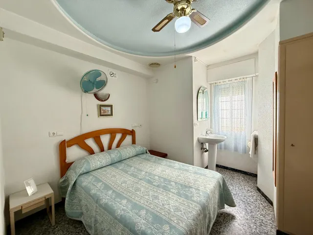 EDIFICIO/HOSTAL EN PLENO CORAZÓN DE SANTA POLA — 24