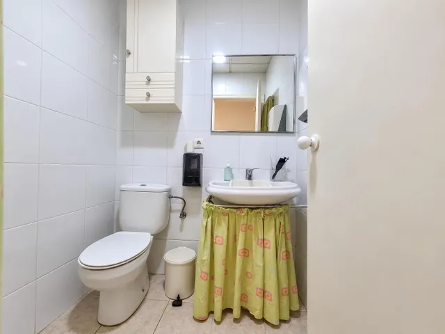 Local comercial, en alquiler, con gran visibilidad en tablero bajo — 16