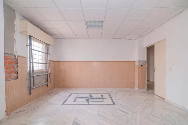 FINCA EN ATARFE CON DOS NAVES Y COBERTIZO — 9