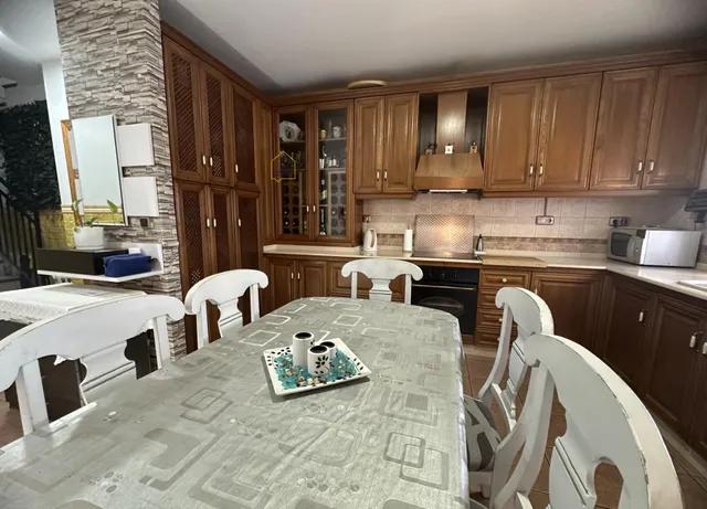 Dúplex de 4 dormitorios y terraza en la Estación de Puerto Lumbreras — 11