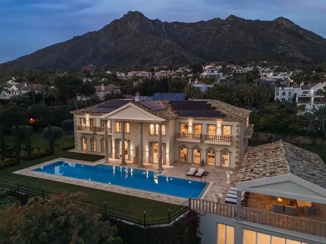 Chalet 7 habitaciones 2000m² en venta - Marbella — 37