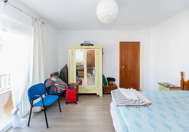 Casa en esquina con amplios espacios en Belicena, Vegas del Genil — 19