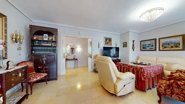 IMPRESIONANTE VIVIENDA EXTERIOR EN PLENA PLAZA DE COSTASOL - foto 5