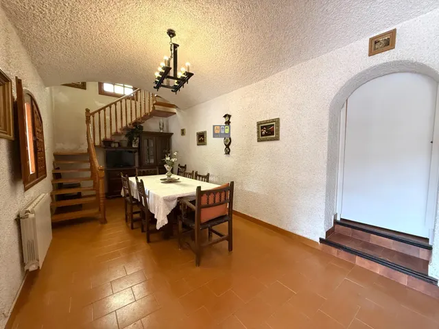 FINCA EXCLUSIVA CON GRAN POTENCIAL EN ELDA — 26