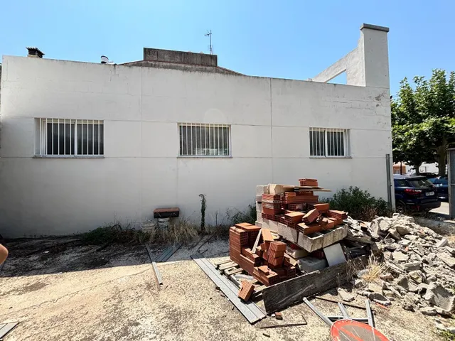Parcela urbana de 90 m2 en la mejor zona del Real de Gandia frente al Parque. — 3