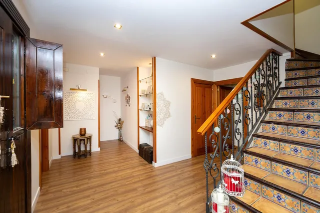 CHALET DE ENSUEÑO EN URB. VIÑA DEL REY, OTURA — 12