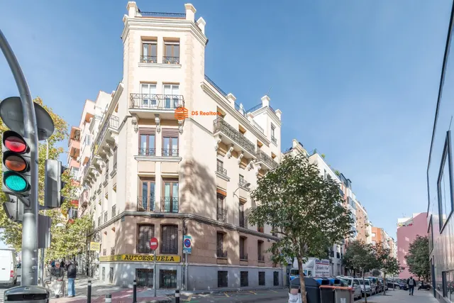 PISO EN VENTA EN GUINDALERA — 23