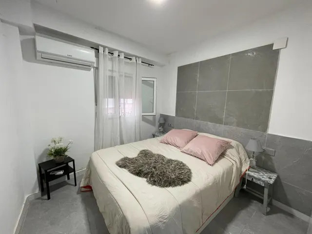Estupendo apartamento totalmente reformado a unos pasos de la playa — 15