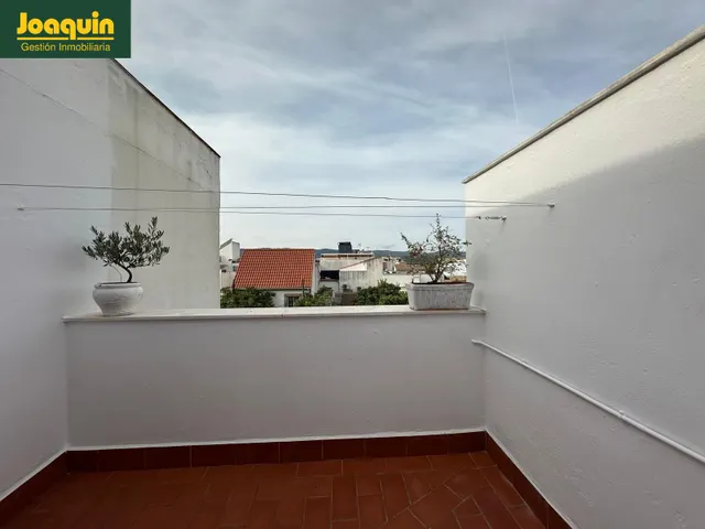 Espectacular casa de 3 plantas y solárium en el Campo de la Verdad — 16