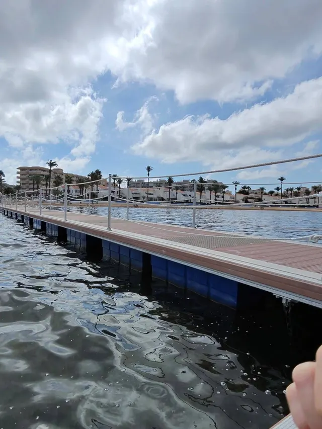 Piso con piscina, gareje y excelentes vistas a la playa y montaña en Playa Honda — 28