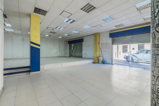 Local comercial 151m² en venta - Poble Nou - Olivar Gran — 2