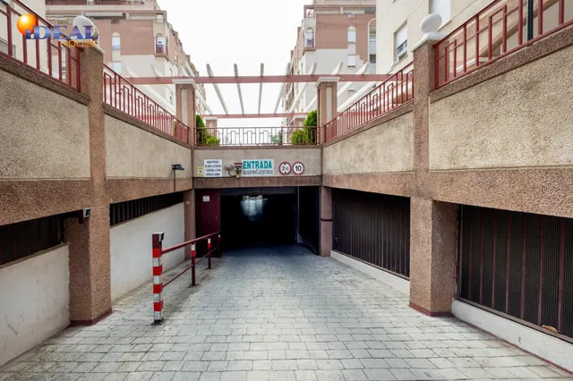 Plaza de garaje en Villarejo. — 4