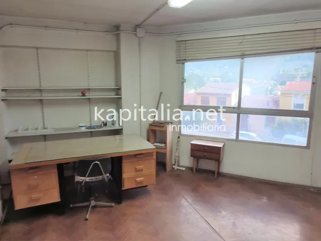 LOCAL COMERCIAL A LA VENTA EN BOCAIRENT — 7