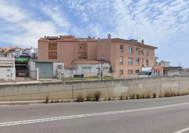 Terreno urbano 990m² en venta - Les Creus-Can Feliu de Merol - foto 3