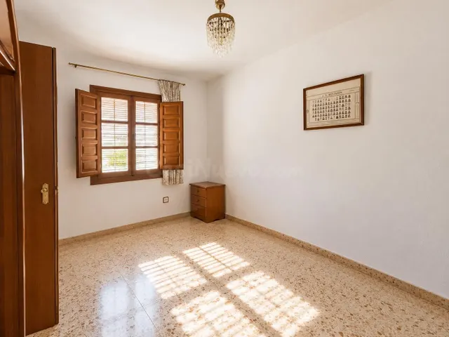 ¡CASA CON PATIO Y MUCHAS POSIBILIDADES CERCA DEL CENTRO DE M - foto 5