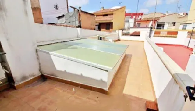 CASA EN CASTELLON CENTRICA A DOS CALLES — 16