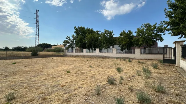 Oportunidad de Construcción Inmediata: Terreno Urbano en Ute - foto 5