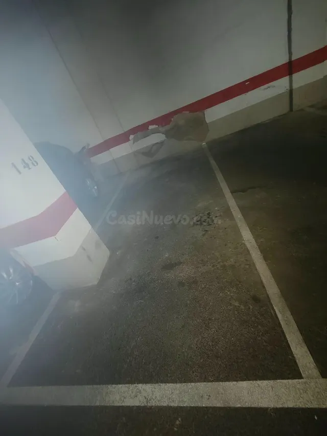 SE VENDEN 2 PLAZAS DE GARAJE CONTIGUAS JUNTO PUERTO DEPORTIV - foto 3