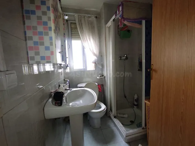 Acogedor Piso en Cabra - Ideal para Inversores o como Hogar - foto 5