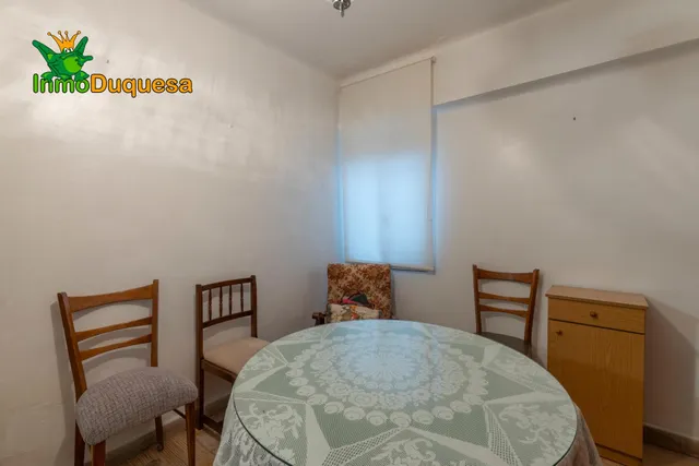 Piso de 3 dormitorios en calle Arabial — 17