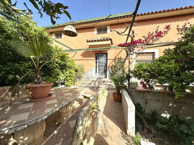 EL CHALET QUE LO TIENE TODO EN TERCIA: ¡ESPACIO, POTENCIAL Y - foto 4