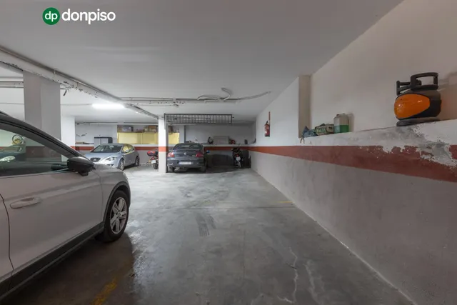 Plaza de aparcamiento de 25 m2 en Armilla (Granada) – acceso por calle málaga — 11