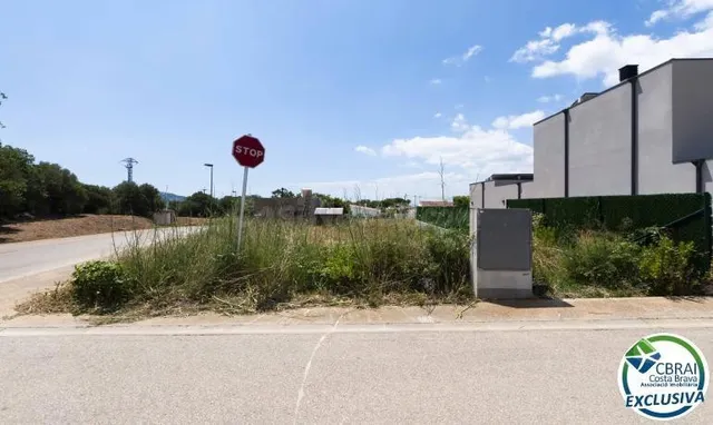 Parcela edificable en tranquila urbanización de Roses. ¡Buen - foto 5