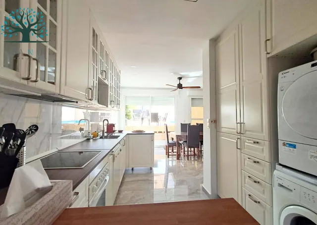 Vivienda independiente con piscina en alamillo — 9