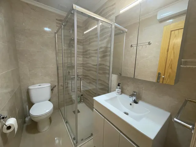 Apartamento de 3 dormitorios con garaje y orientación sureste — 18