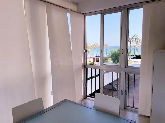 BONITO APARTAMENTO CON VISTAS AL MAR DISPONIBLE DE SEPTIEMBR - foto 3