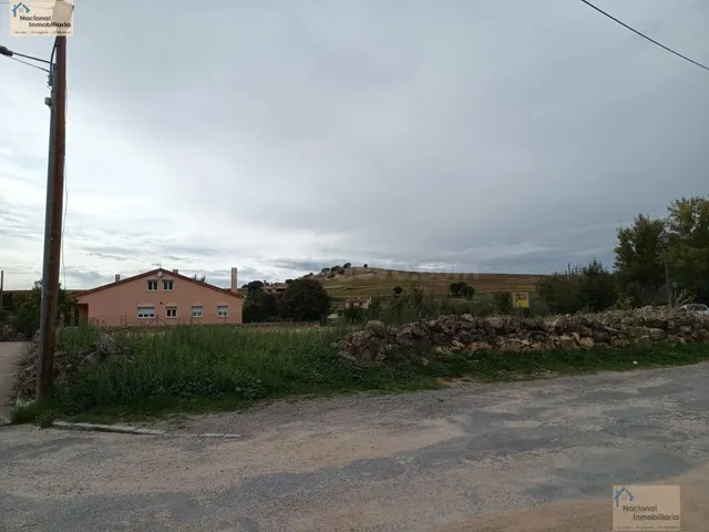 Suelo urbanizable en Venta en Valdevacas Y Guijar Segovia — 3