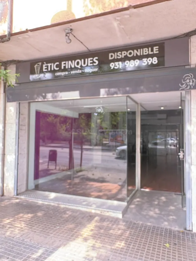 LOCAL COMERCIAL REFORMAT EN UNA DE LES MILLORS AVINGUDES DE  - foto 3