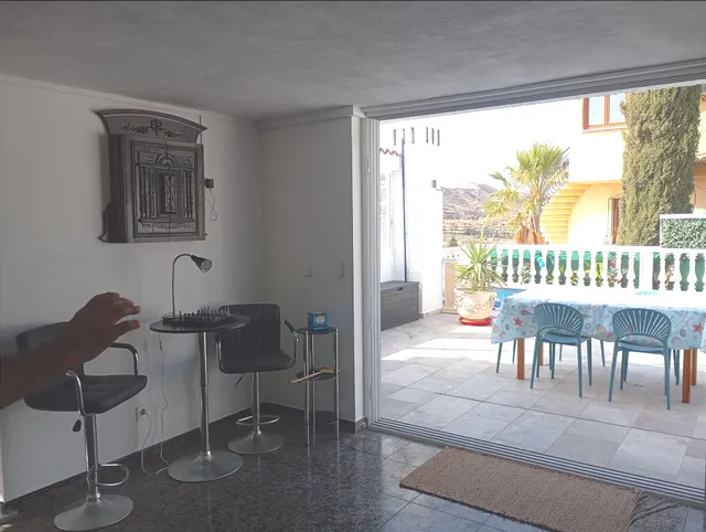 Edificio con 6 apartamentos, con piscina propia y una parcela de 550m zona geraneos — 13
