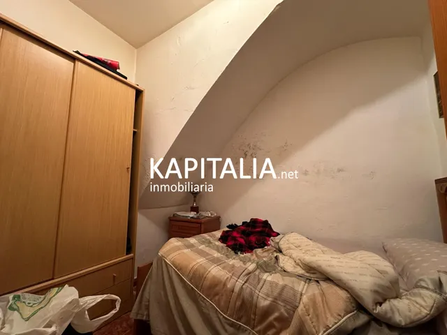 Casa en EXCLUSIVA en VENTA en el centro de Rotglà i Corberà con patio interior y 5 habitaciones — 9
