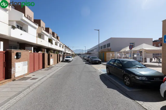 Casa Unifamiliar en Churriana de la Vega — 47