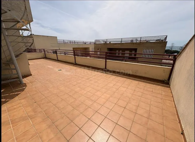 Magnífico ático en venta con gran terraza en Los caños de Me - foto 4