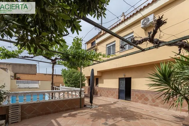 CHALET ADOSADO EN OGIJARES ( GRANADA) — 3