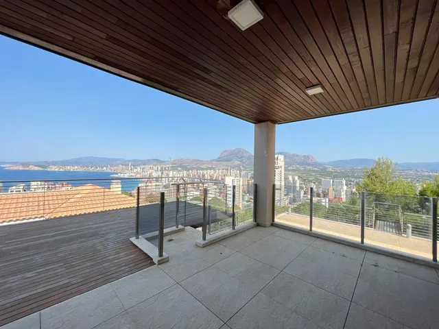 Se vende el chalet de lujo en Rincón de Loix en Benidorm. — 10