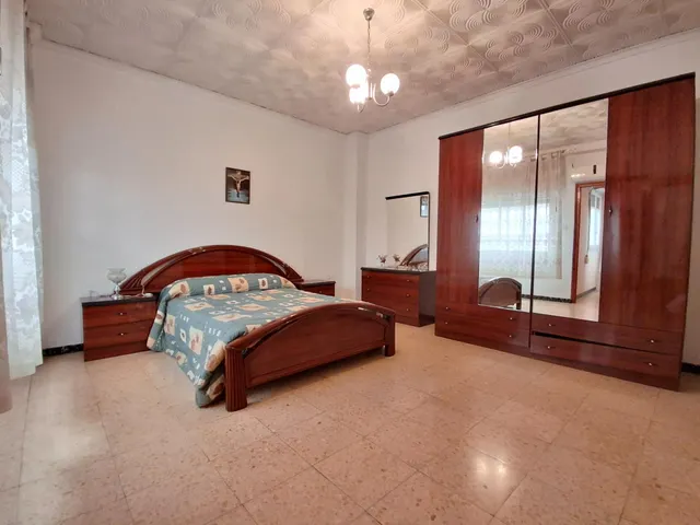 Casa con grandes posibilidades en Alzira – zona camilo dolz — 19