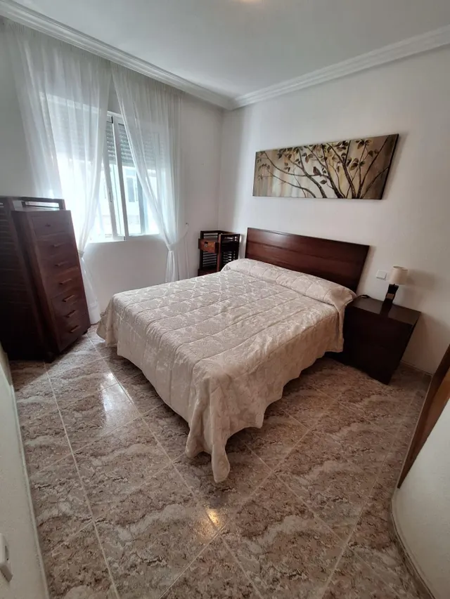 Acogedor Apartamento en Torrevieja, Ideal para Vivir — 31