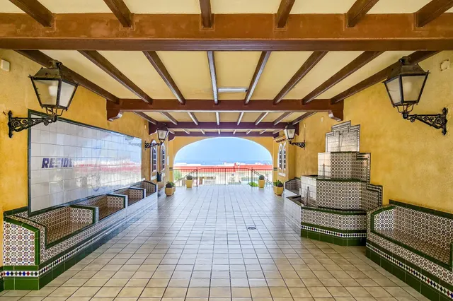 EXCLUSIVO ESTUDIO CON VISTAS FRONTALES AL MAR — 21