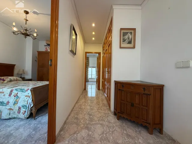 Casa de pueblo en Beniarjó con 3 dormitorios, terraza y mucho encanto. — 23