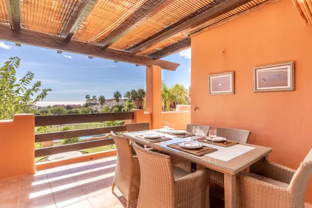 Elegante apartamento en primera planta con vistas panorámicas al mar en Sotoserena – Nueva Milla de Oro, Estepona — 7